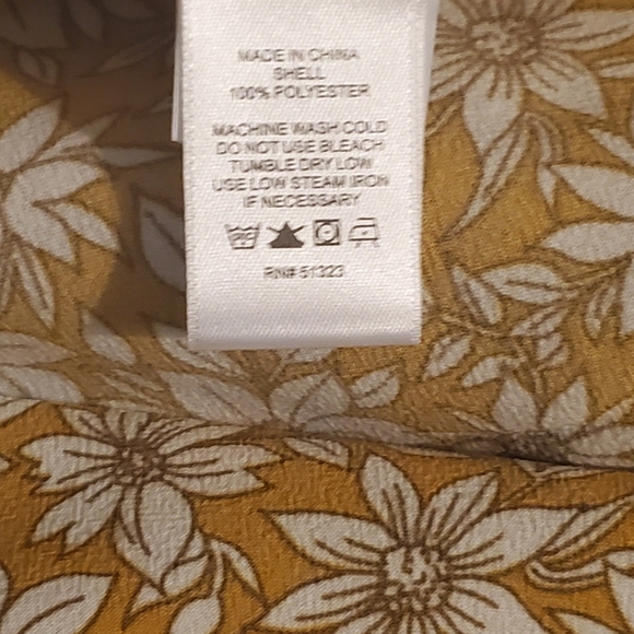 Mustard Floral Wrap shirt - blouse - Picture 3 of 6